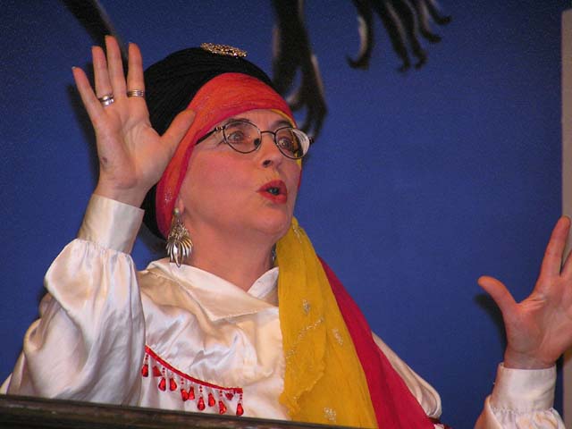 OLYMPUS DIGITAL CAMERA         