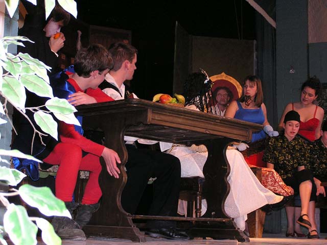 OLYMPUS DIGITAL CAMERA         